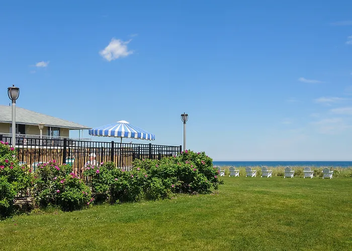 Friendship Oceanfront Suites